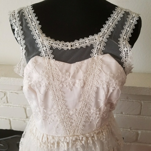 Windsor lace Mini Dress Size M - Picture 2 of 7